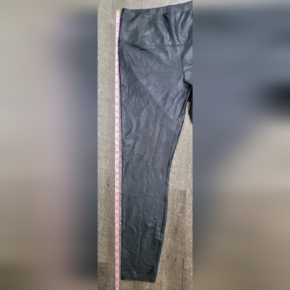 Maison d' Amalie Paris Leggings Faxu Leather Finish Women's M Black Mid Rise - Picture 8 of 11